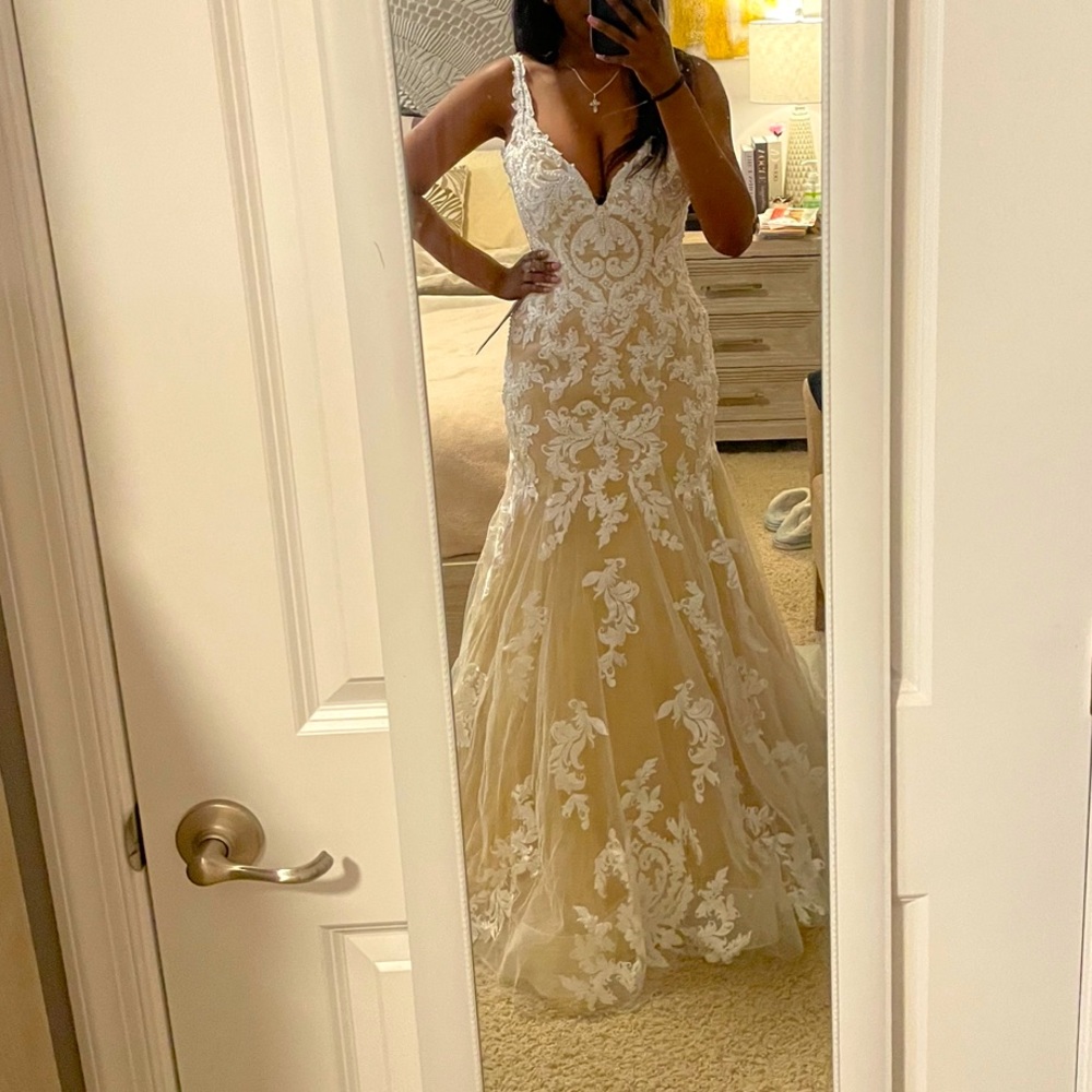 New Trumpet-Mermaid Court Train Tulle Wedding Dress by CocoMelody in Size UK 8